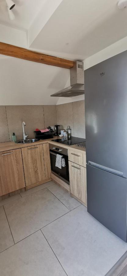 Klimatyczny Apartament Nr 8 Z Widokiem Na Gory Sowie 别拉瓦 外观 照片