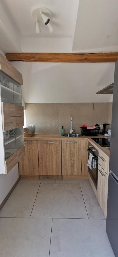 Klimatyczny Apartament Nr 8 Z Widokiem Na Gory Sowie 别拉瓦 外观 照片