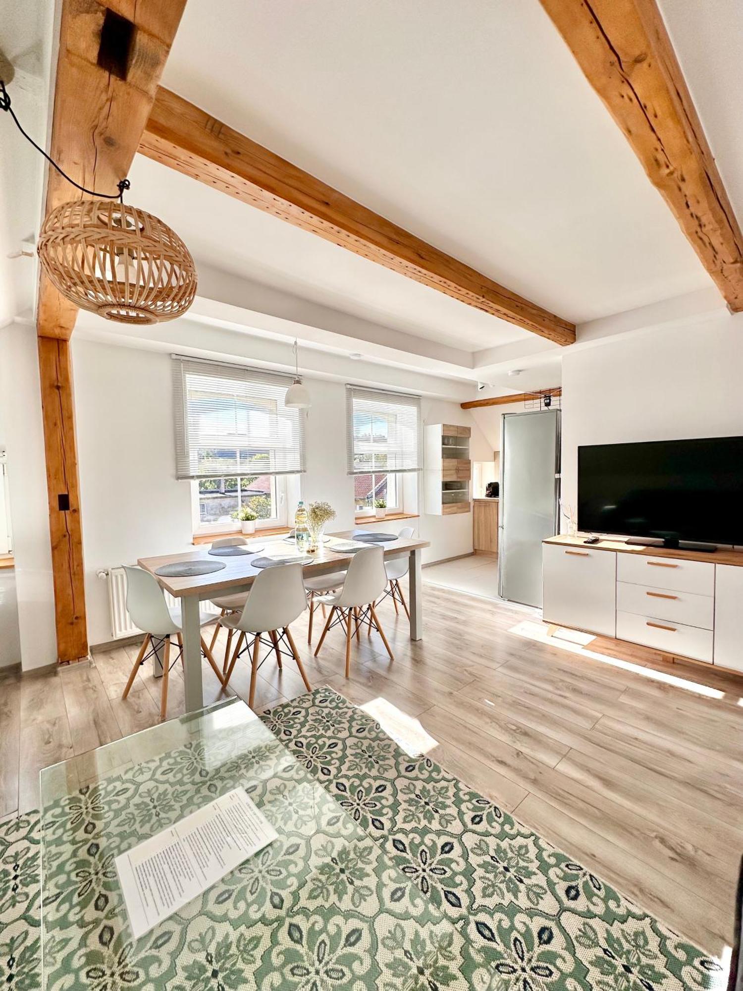Klimatyczny Apartament Nr 8 Z Widokiem Na Gory Sowie 别拉瓦 外观 照片