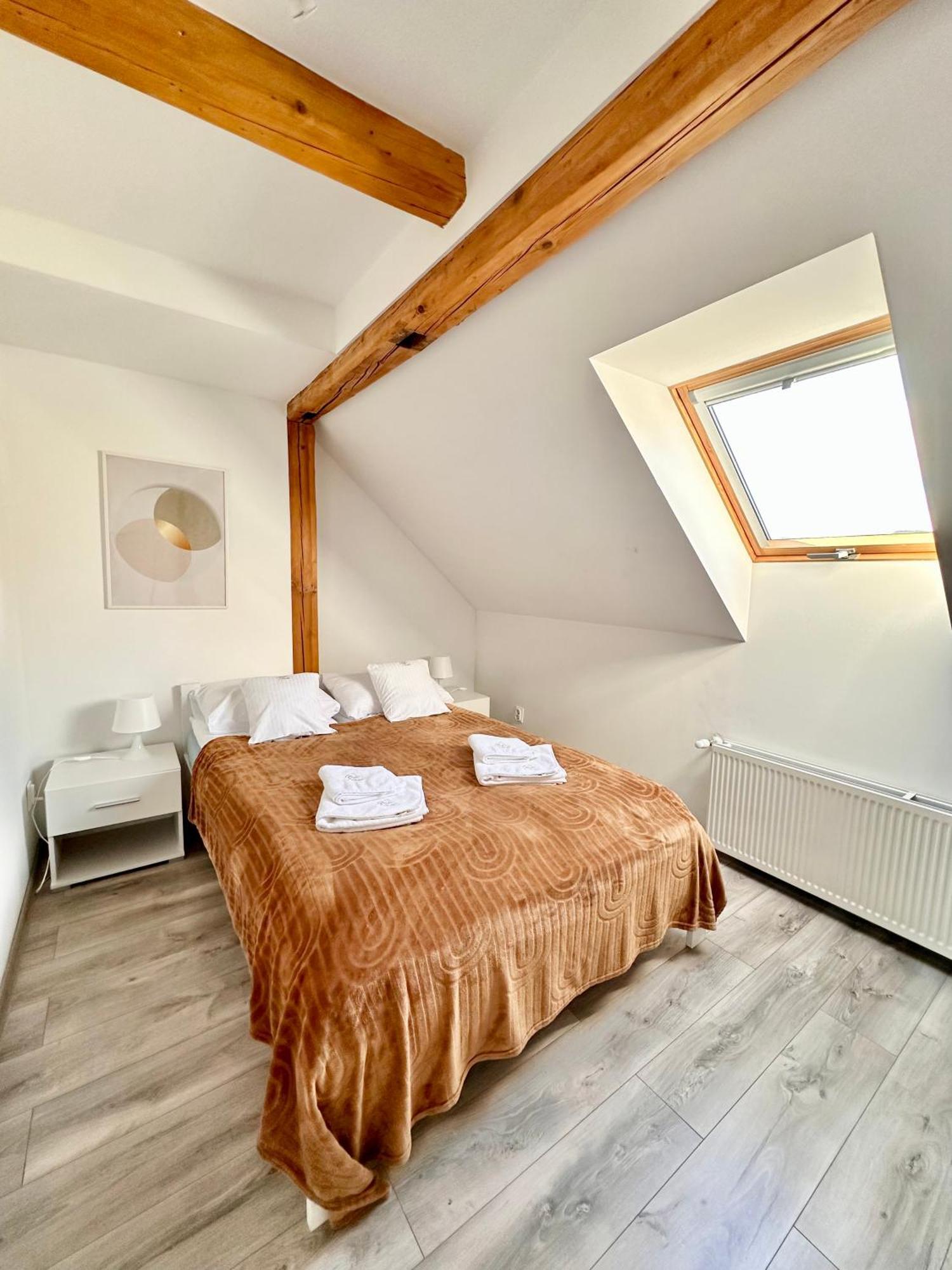 Klimatyczny Apartament Nr 8 Z Widokiem Na Gory Sowie 别拉瓦 外观 照片